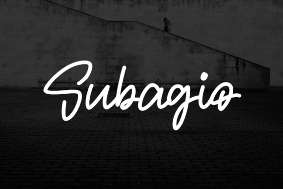 Subagio Font Review: Elevating Fashion Branding